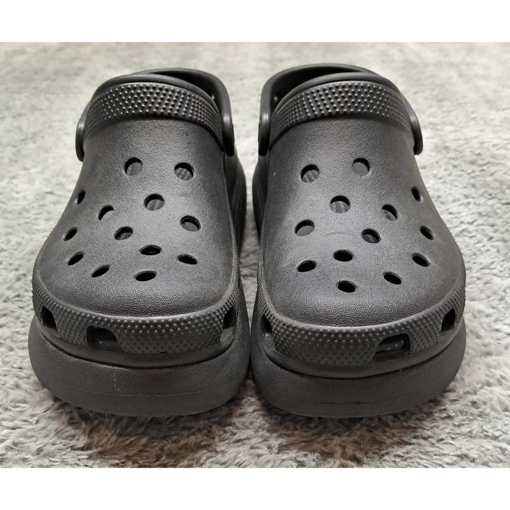 Crocs Womens Sz 6 Classic Bae Clogs Platform Iconic Comfort Black Shoes Mens 4 - Picture 2 of 10